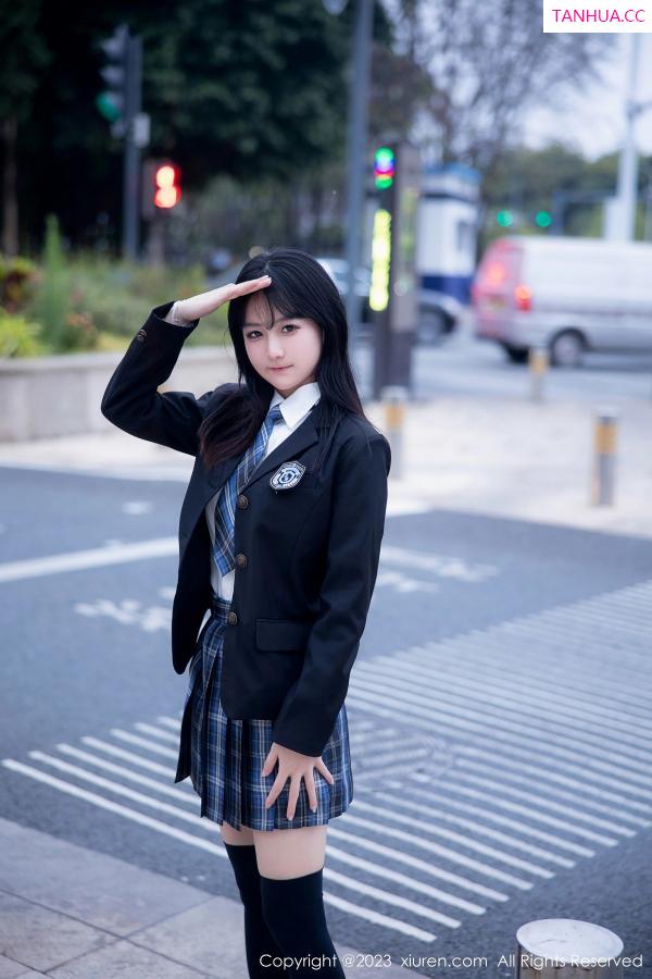   [XiuRen]高清写真图 2023.04.28 No.6662 幼幼 制服美腿第11张图片